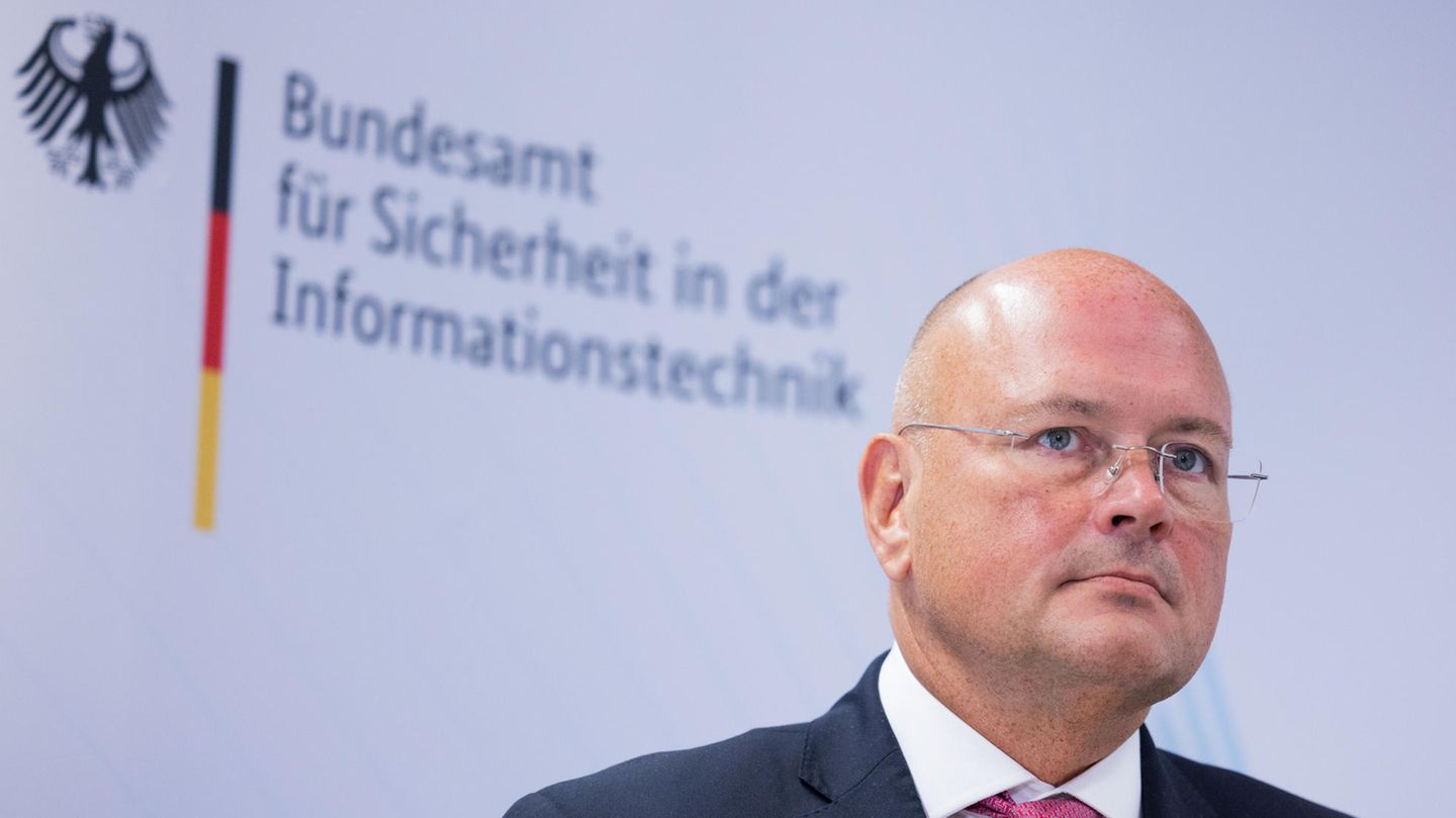 Nach Böhmermann-Bericht: Oberster Cyber-Sicherheits­chef verliert den Job – die Vorwürfe waren länger bekannt