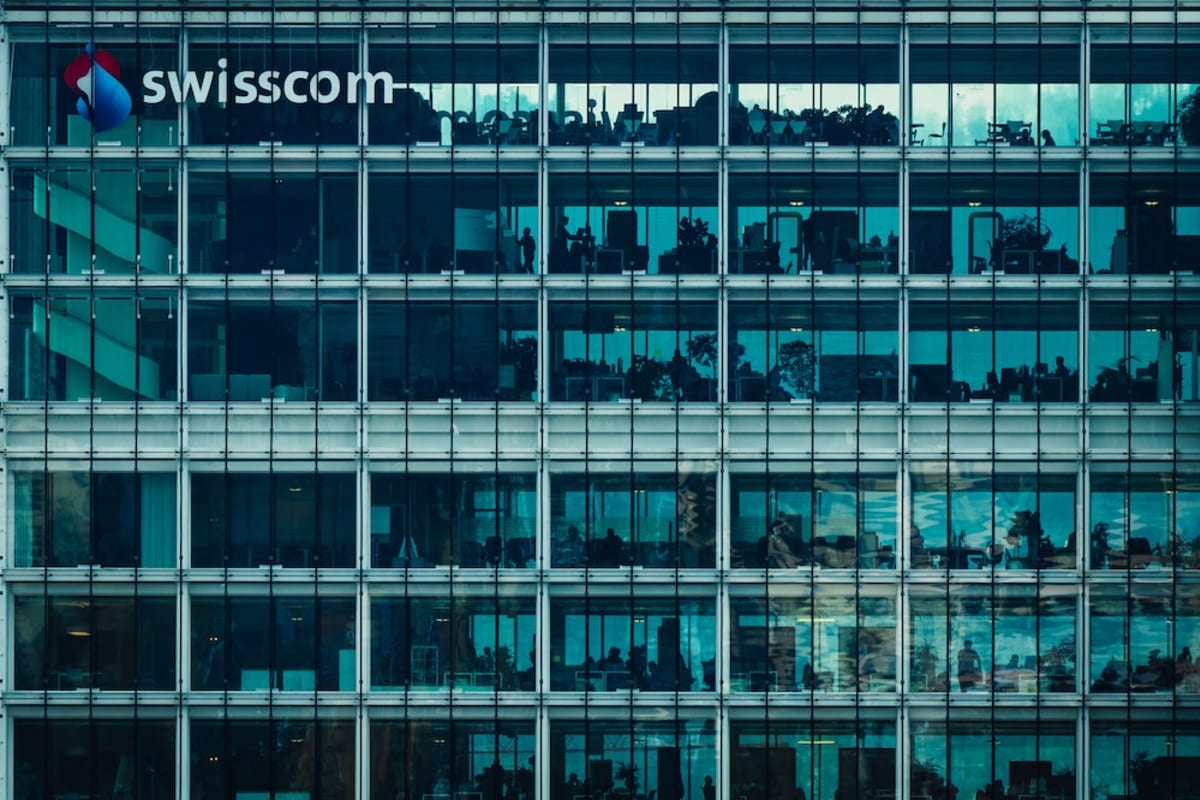 Swisscom gibt im Glasfaserstreit nach