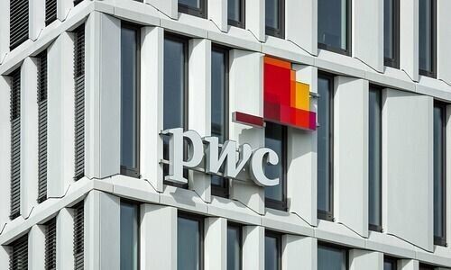 PwC nimmt EY ins Visier