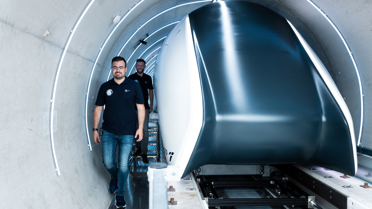 TU München eröffnet Hyperloop-Test­strecke