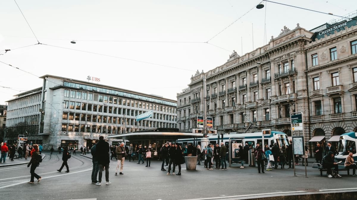 UBS beginnt Zusammenlegung mit IT der Credit Suisse