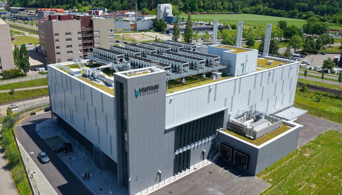 Vantage eröffnet weiteren RZ-Campus in Zürich