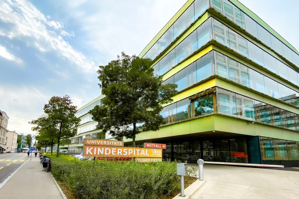 Kinderspital Basel ersetzt Sicher­heits­platt­formen durch Microsoft