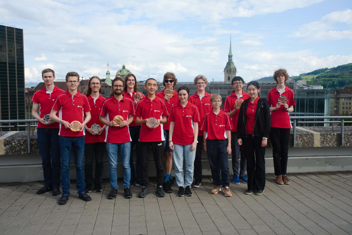 Zahlreiche Medaillengewinner und -gewinnerinnen an der Schweizer Informatik-Olympiade