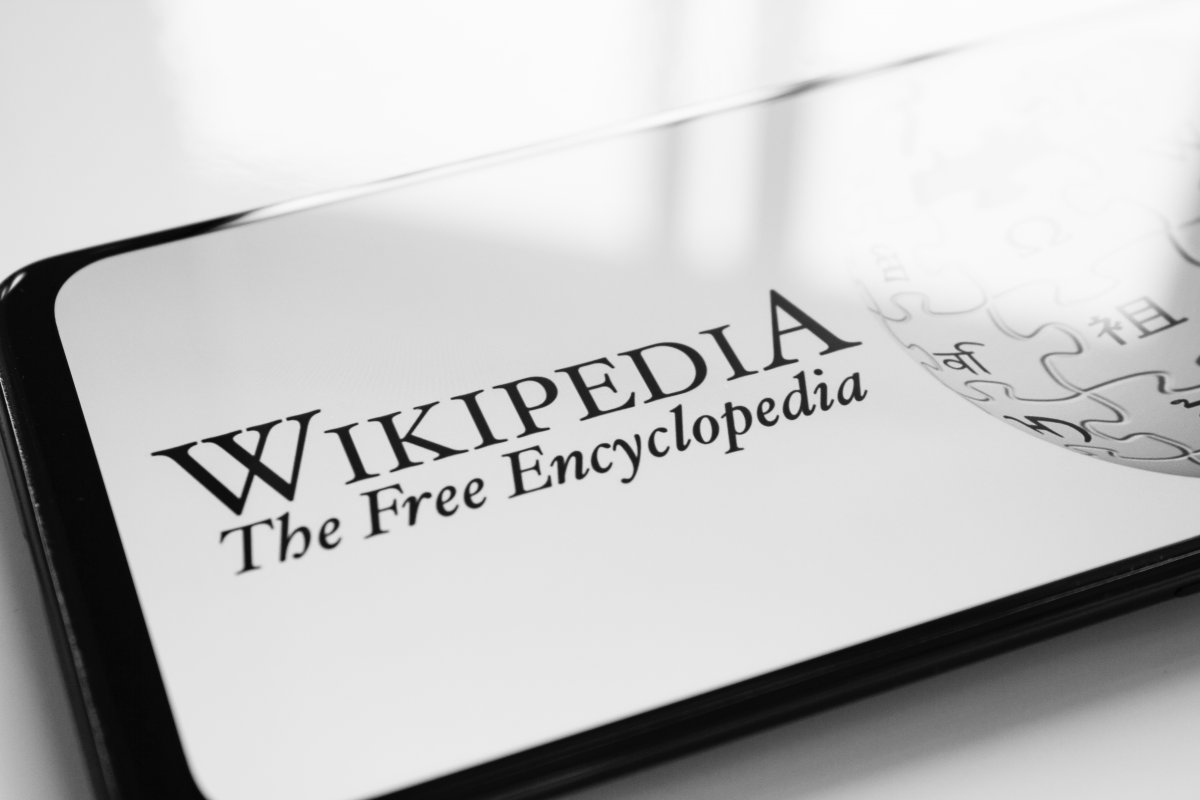 Zur Unterstützung: Bei Wikipedia zieht KI ein